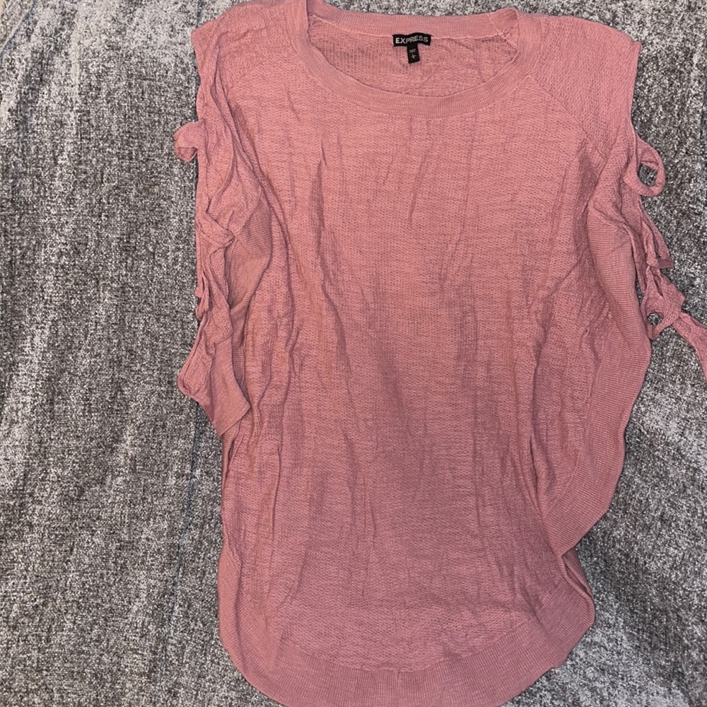 Express light weight pink sweater in a large